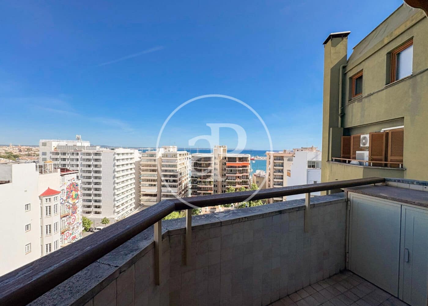 4 bedroom Penthouse for rent in Palma de Mallorca with garage - € 3,900 (Ref: 9836684)