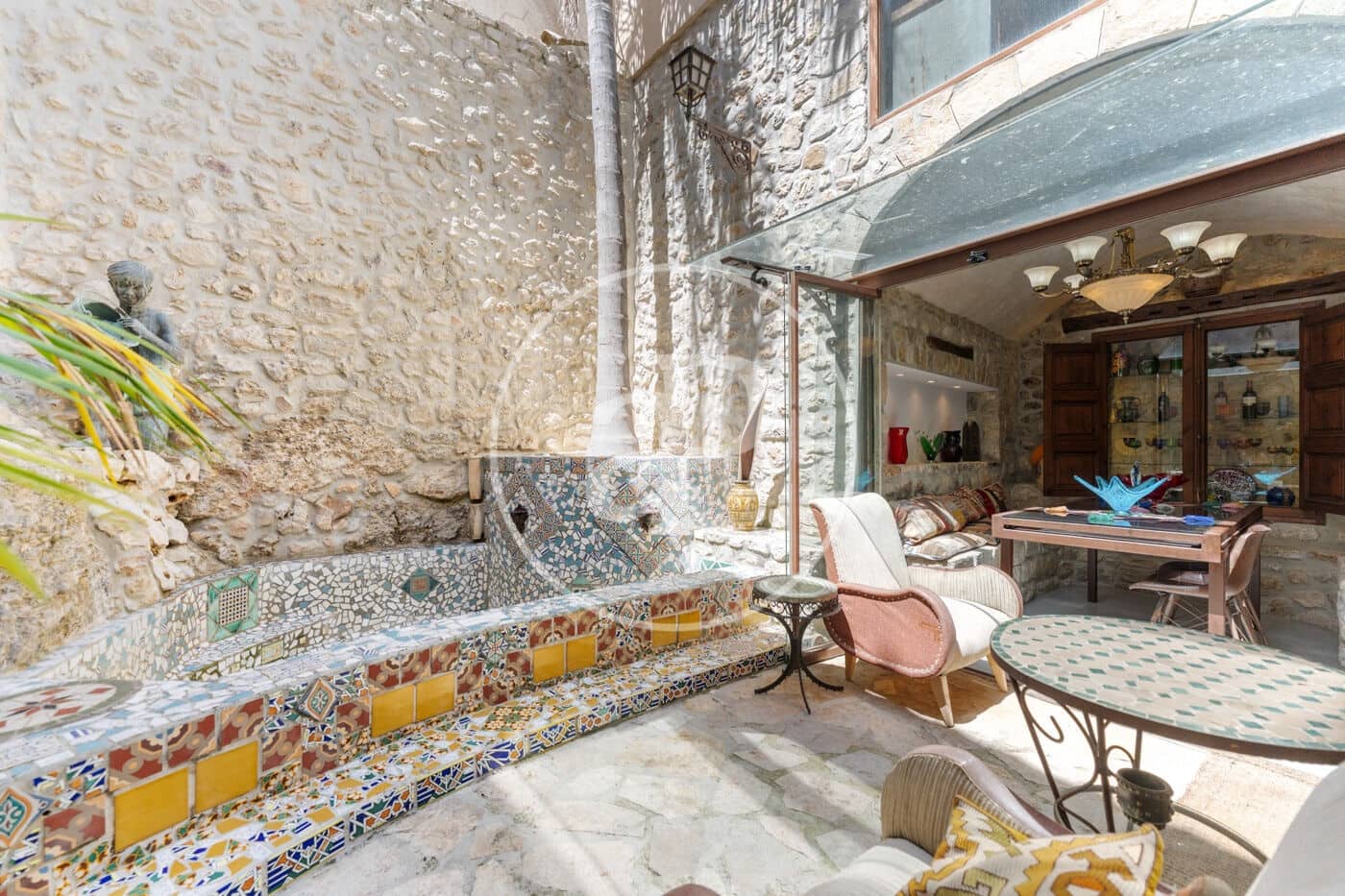 2 bedroom Villa for sale in Mancor de la Vall - € 995,000 (Ref: 9839274)