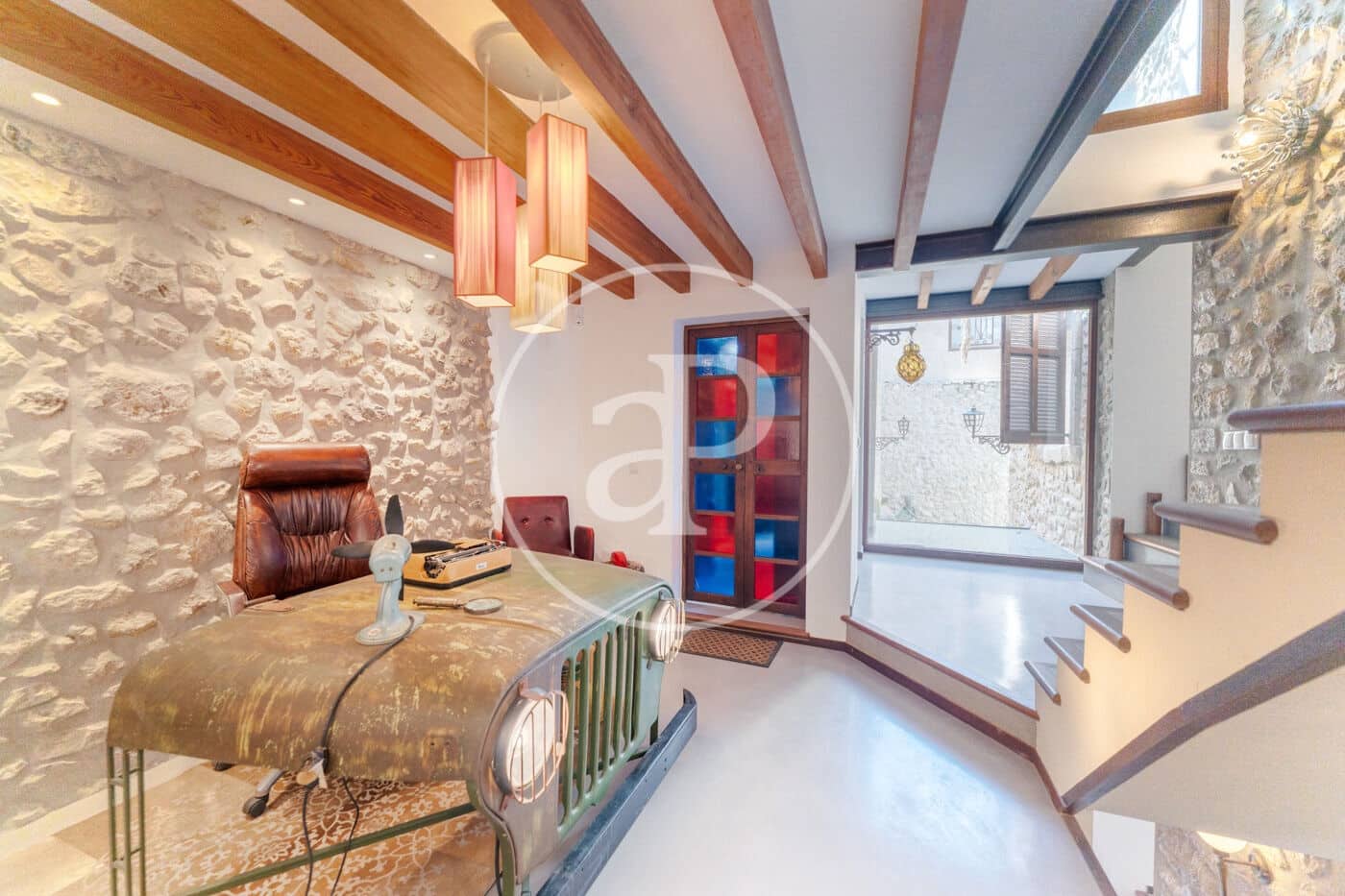 2 bedroom Villa for sale in Mancor de la Vall - € 995,000 (Ref: 9839274)