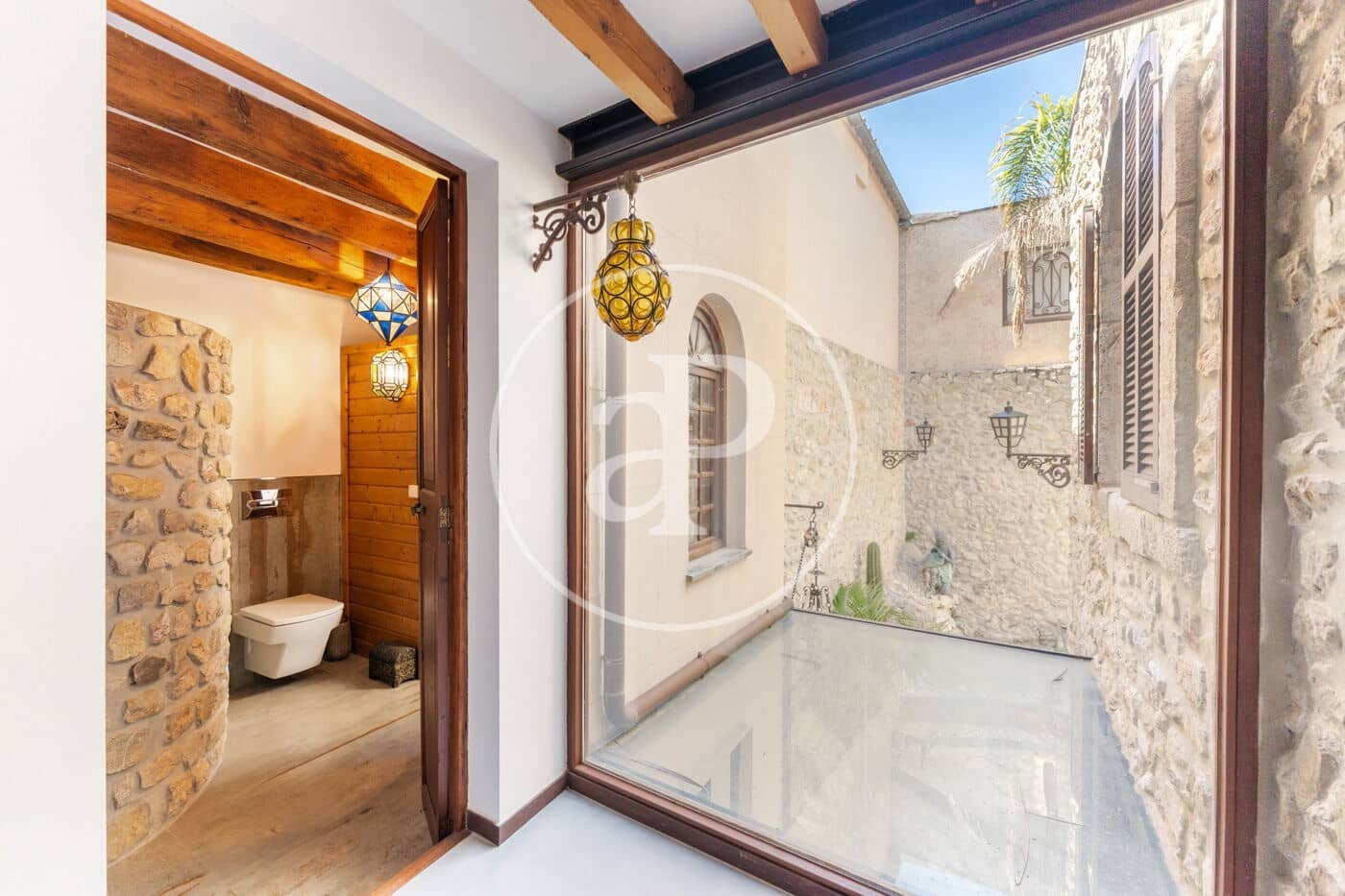 2 bedroom Villa for sale in Mancor de la Vall - € 995,000 (Ref: 9839274)