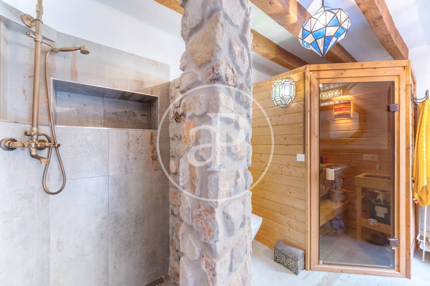 2 bedroom Villa for sale in Mancor de la Vall - € 995,000 (Ref: 9839274)