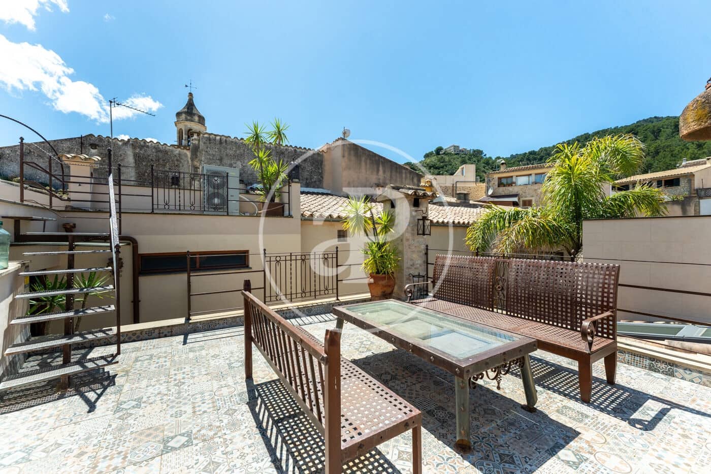 2 bedroom Villa for sale in Mancor de la Vall - € 995,000 (Ref: 9839274)