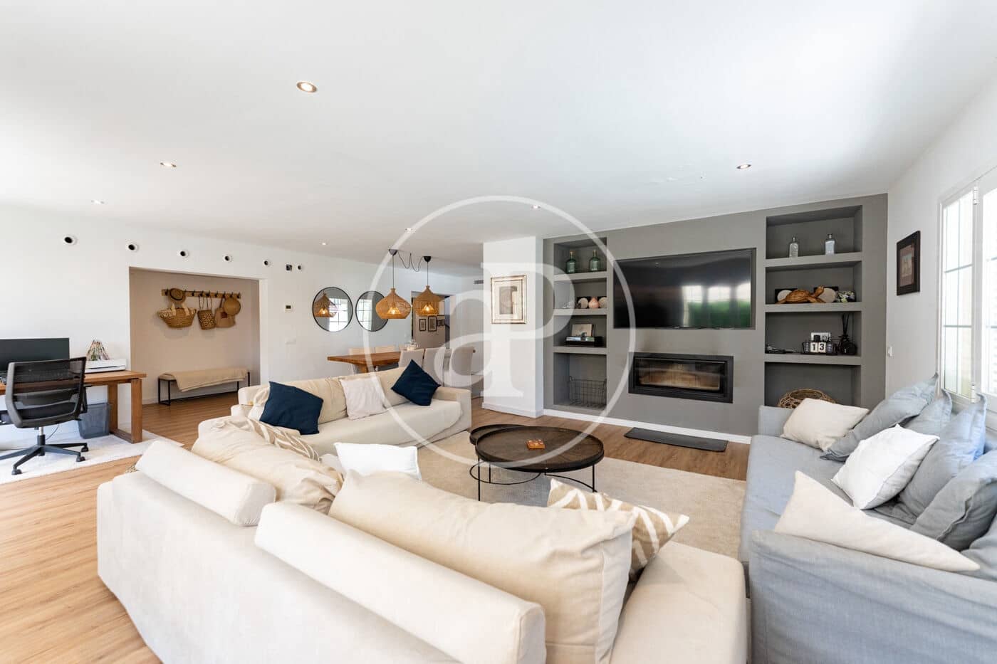 4 bedroom Villa for sale in Palmanyola with pool - € 1,350,000 (Ref: 9843415)