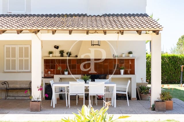 4 sovrum Villa till salu i Palmanyola, Bunyola med pool - 1 350 000 € (Ref: 9843415)