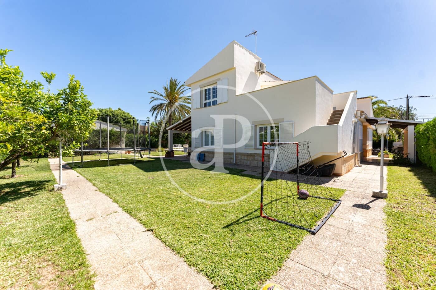 4 bedroom Villa for sale in Palmanyola with pool - € 1,350,000 (Ref: 9843415)