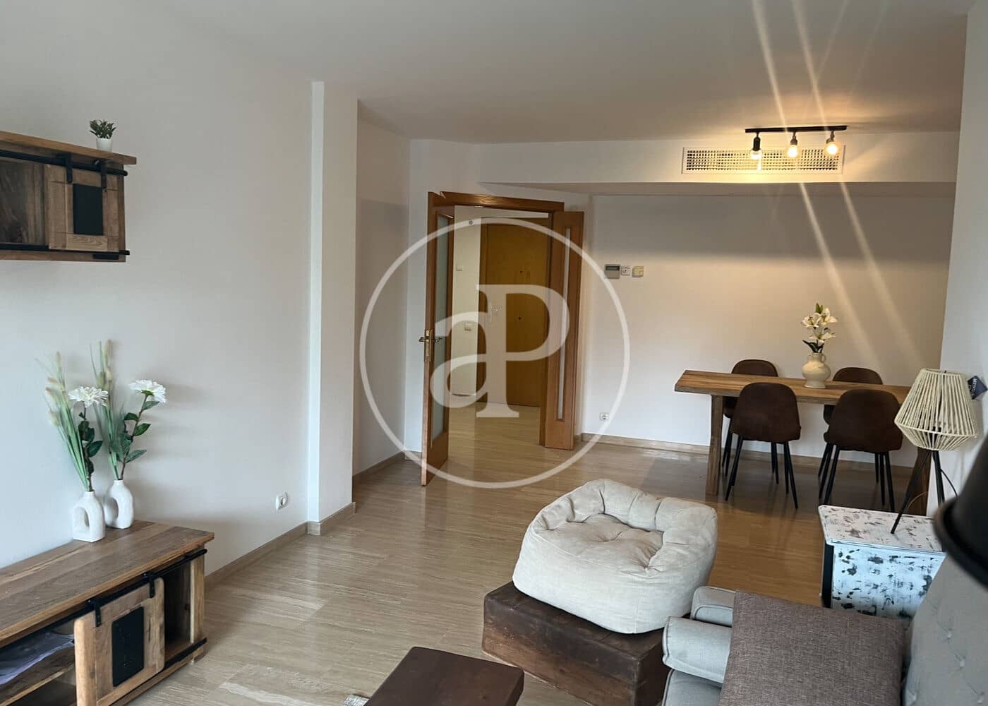 2 bedroom Penthouse for rent in Palma de Mallorca with pool - € 2,500 (Ref: 9846256)