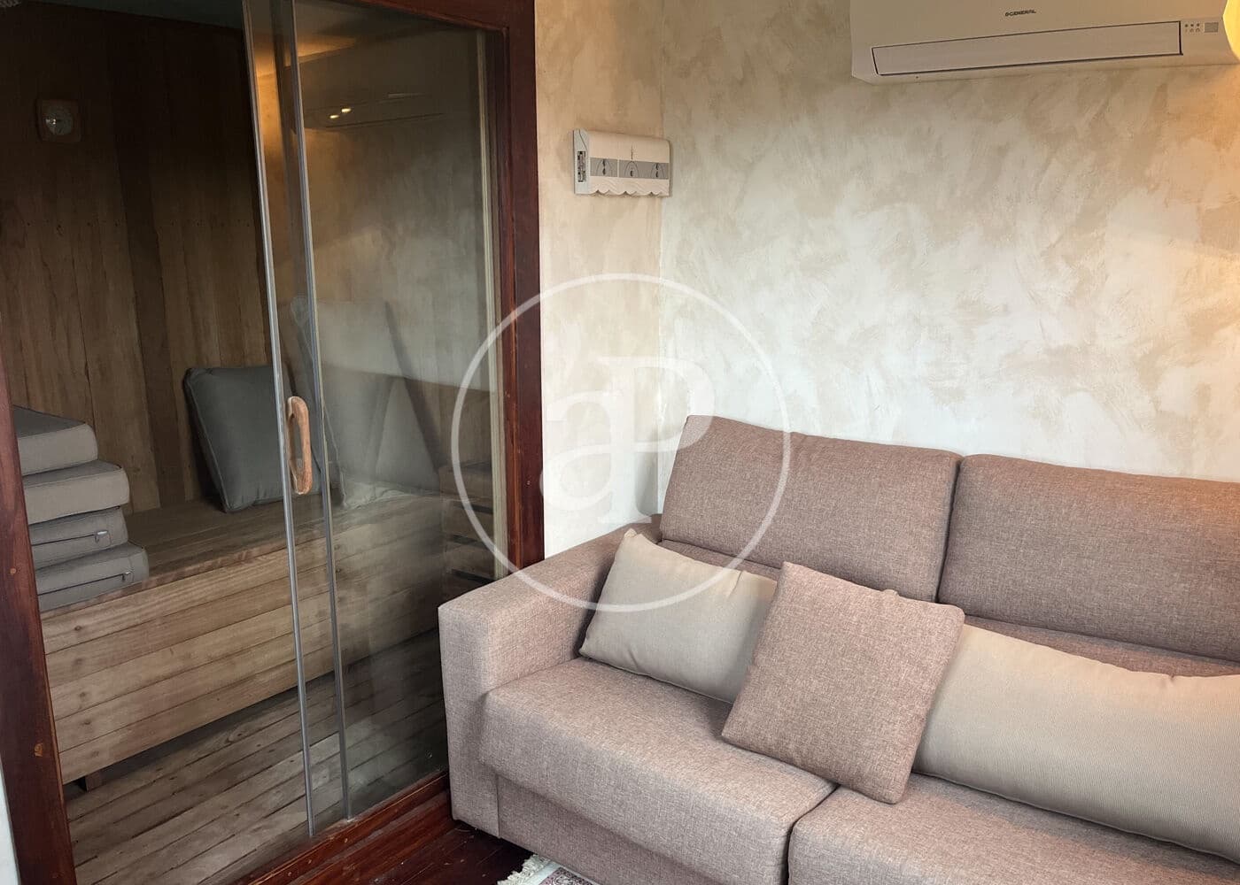 2 bedroom Penthouse for rent in Palma de Mallorca with pool - € 2,500 (Ref: 9846256)