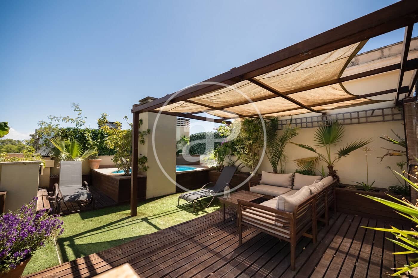 2 bedroom Penthouse for rent in Palma de Mallorca with pool - € 2,500 (Ref: 9846256)