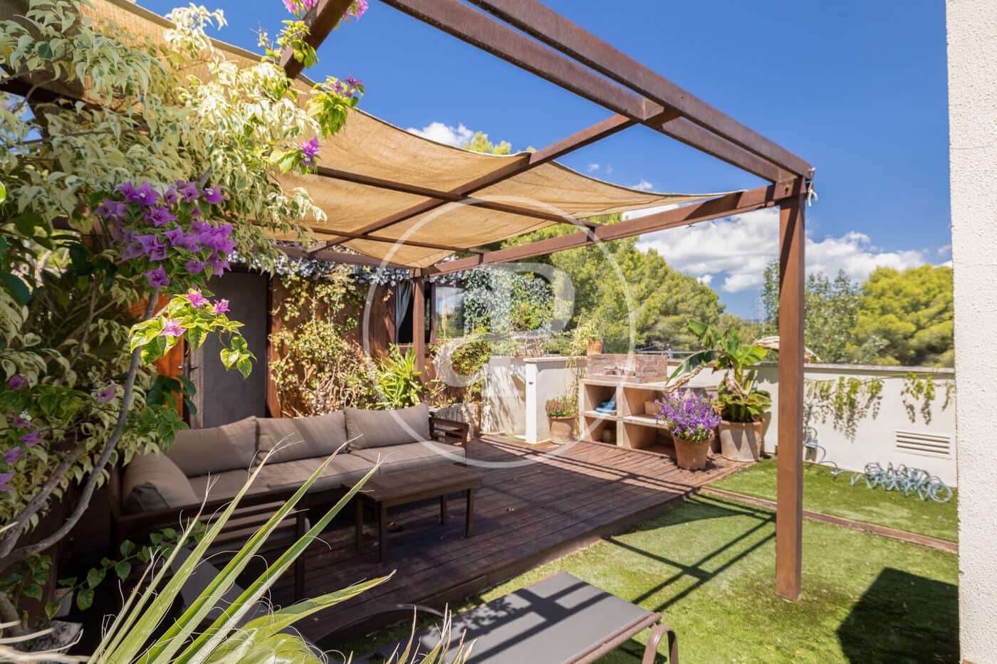 2 bedroom Penthouse for rent in Palma de Mallorca with pool - € 2,500 (Ref: 9846256)