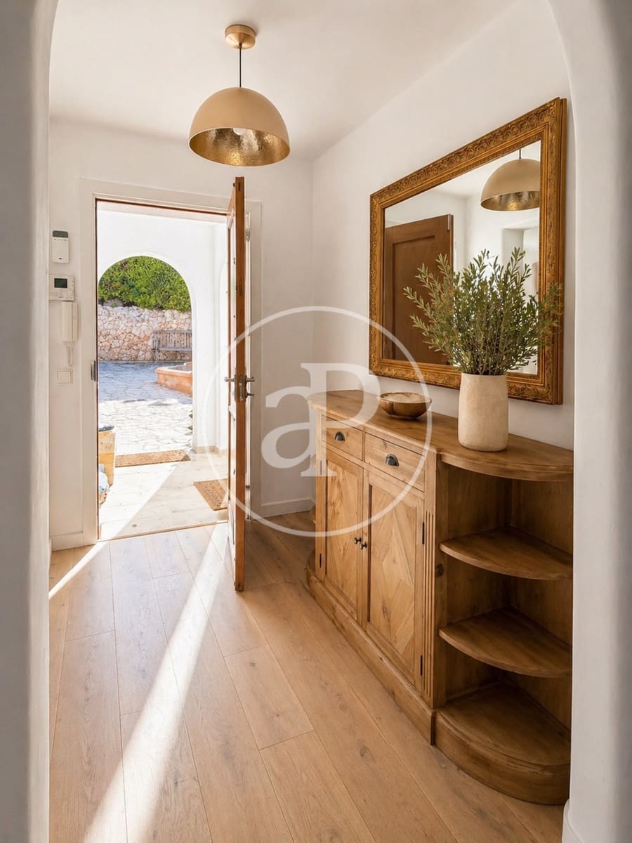 4 soveværelse Villa til salg i Esporles med swimmingpool - € 1.699.000 (Ref: 9851784)