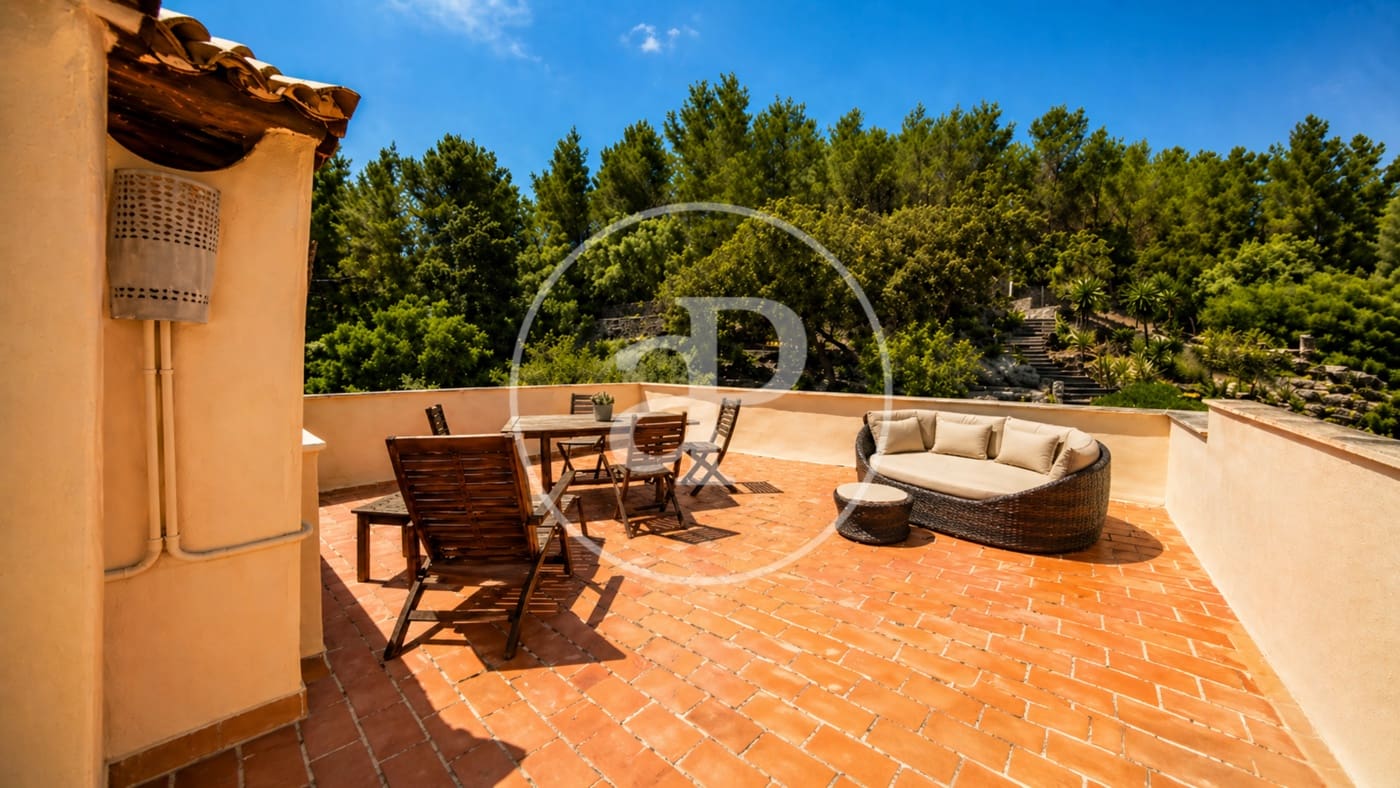 4 soveværelse Villa til salg i Esporles med swimmingpool - € 1.699.000 (Ref: 9851784)