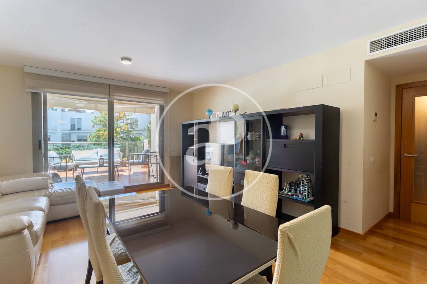 2 bedroom Apartment for rent in Palma de Mallorca with pool garage - € 2,100 (Ref: 9851786)
