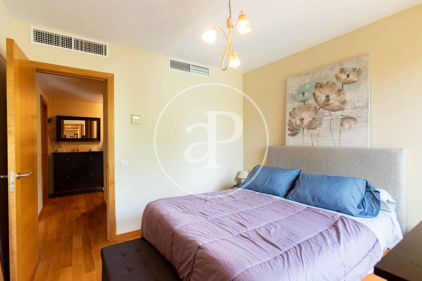 2 bedroom Apartment for rent in Palma de Mallorca with pool garage - € 2,100 (Ref: 9851786)