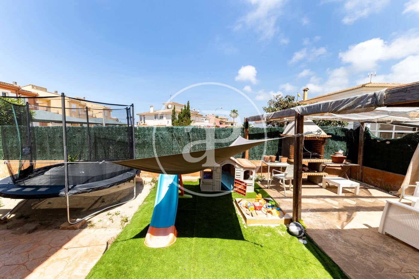 Chalet de 4 habitaciones en Les Palmeres en venta con piscina - 880.000 € (Ref: 9855483)