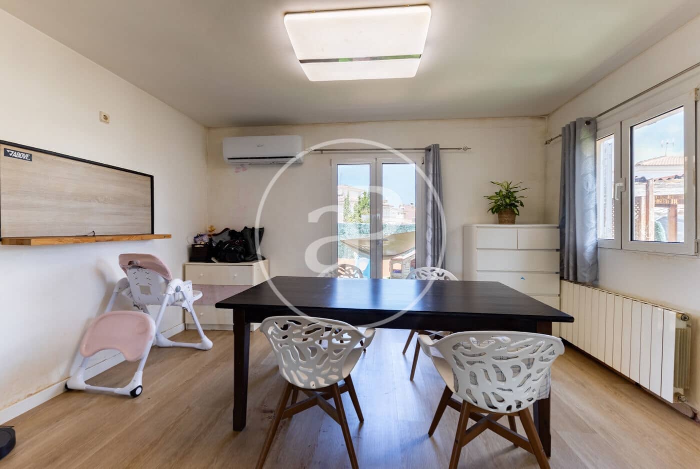 Chalet de 4 habitaciones en Les Palmeres en venta con piscina - 880.000 € (Ref: 9855483)
