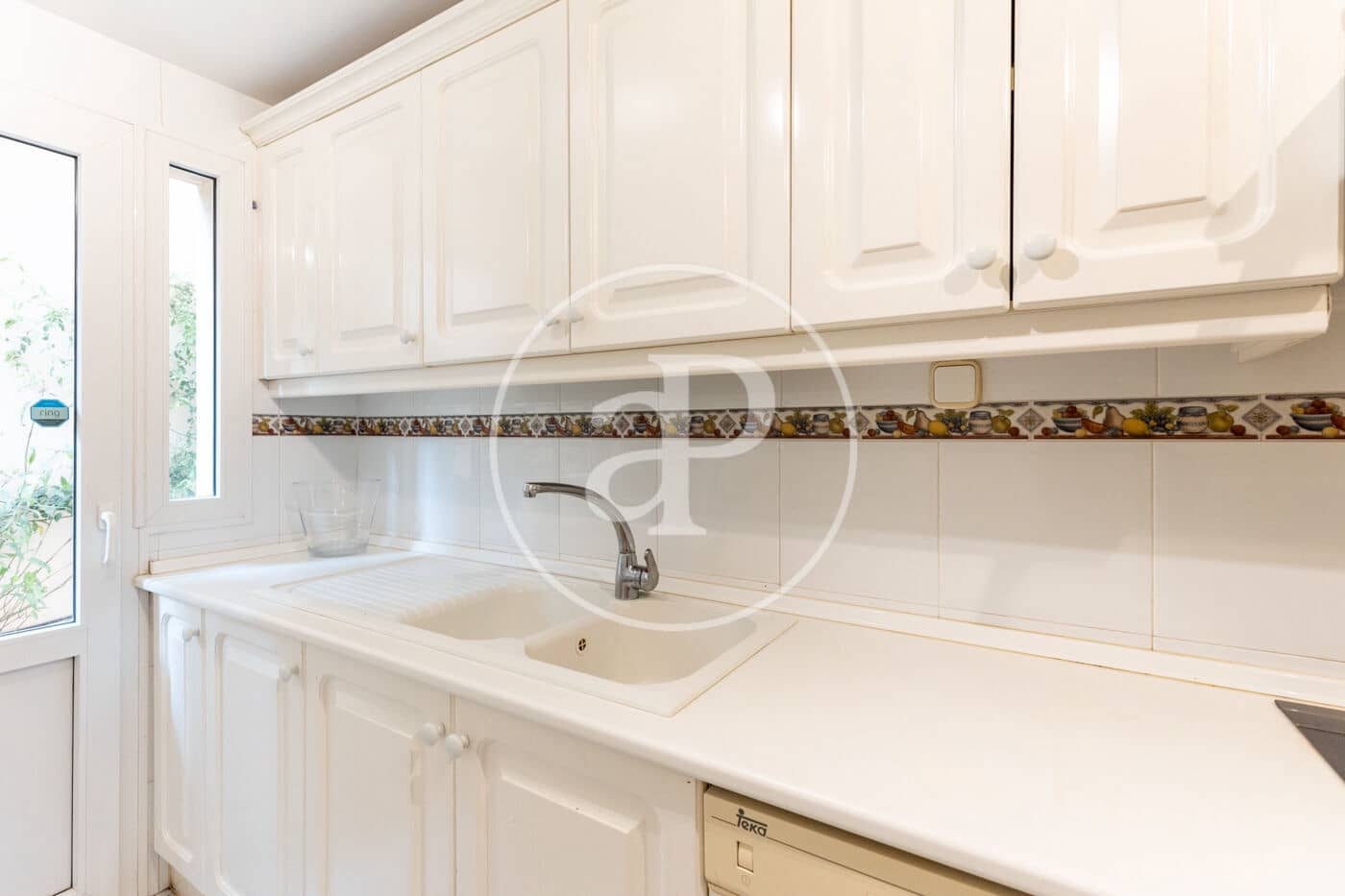2 bedroom Apartment for rent in Illetas with pool garage - € 2,300 (Ref: 9865220)