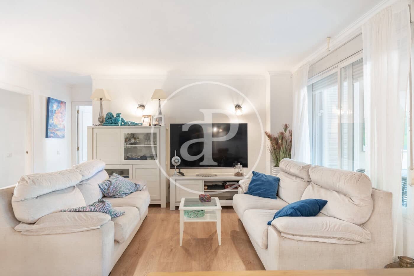 3 bedroom Apartment for sale in Coll d'en Rabassa - € 579,000 (Ref: 9868611)