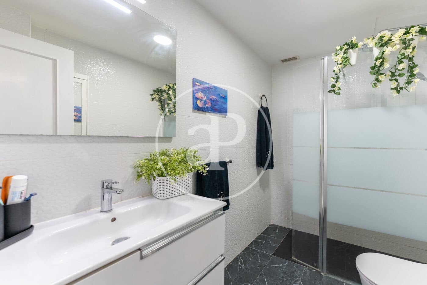 3 bedroom Apartment for sale in Coll d'en Rabassa - € 579,000 (Ref: 9868611)
