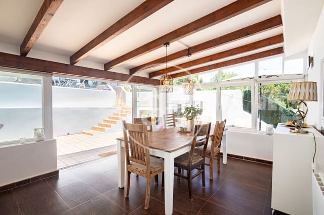 4 sypialnia Willa na sprzedaż w Costa de la Calma, Calvià z basenem - 1 300 000 € (Ref: 9868613)