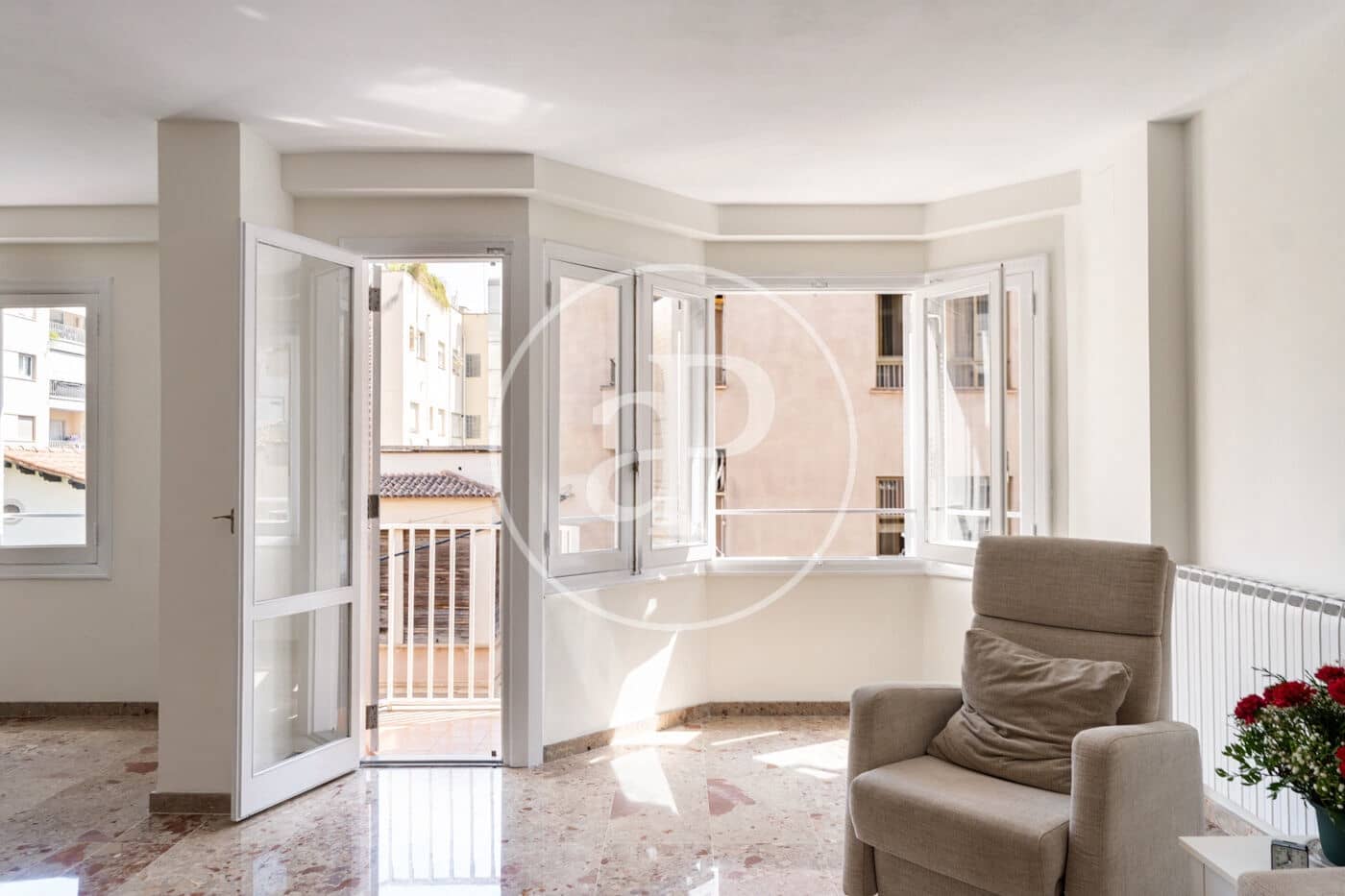 3 soveværelse Lejlighed til leje i Palma de Mallorca - € 2.200 (Ref: 9876459)