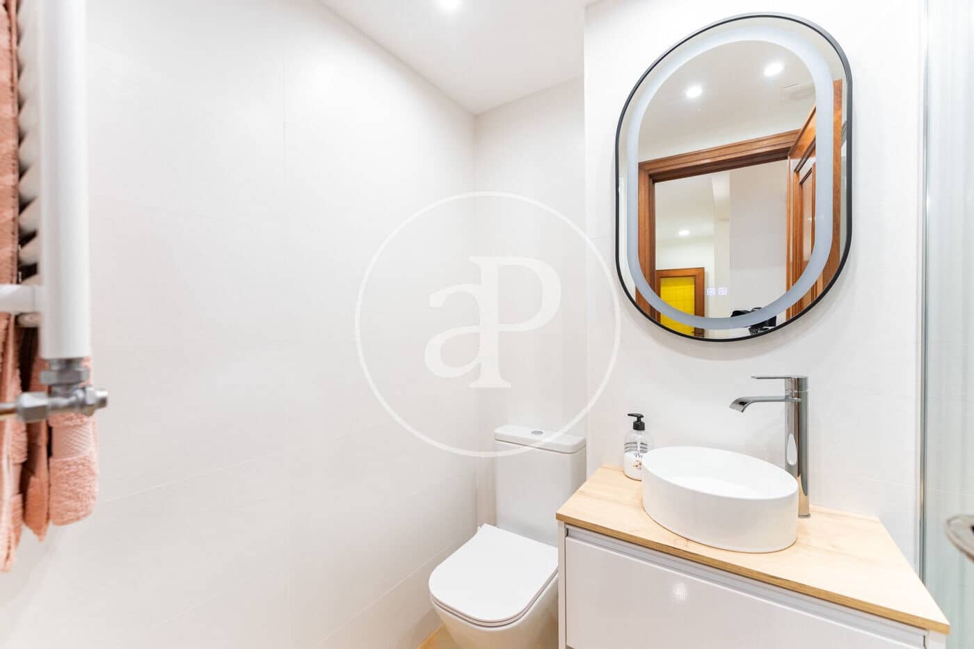 3 soveværelse Lejlighed til leje i Palma de Mallorca - € 2.200 (Ref: 9876459)