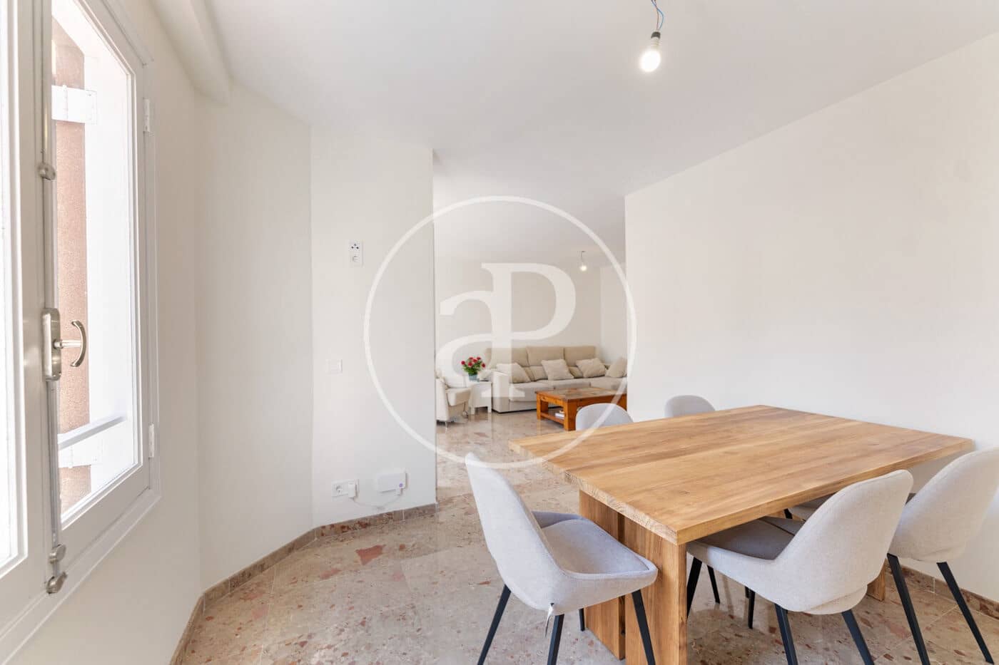 3 soveværelse Lejlighed til leje i Palma de Mallorca - € 2.200 (Ref: 9876459)