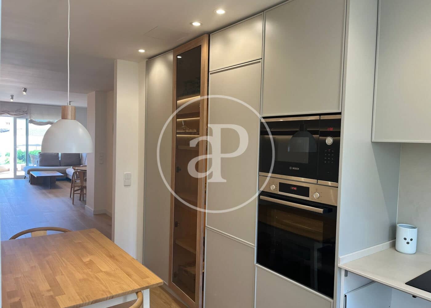 3 soveværelse Lejlighed til leje i Palma de Mallorca med swimmingpool garage - € 3.100 (Ref: 9884828)
