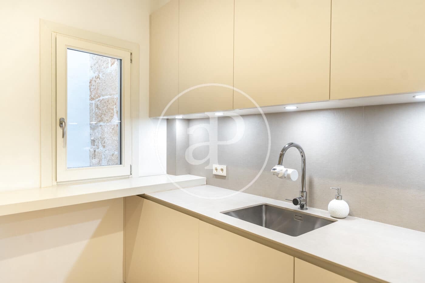 1 soverom Leilighet til leie i Palma de Mallorca - € 2 000 (Ref: 9892398)