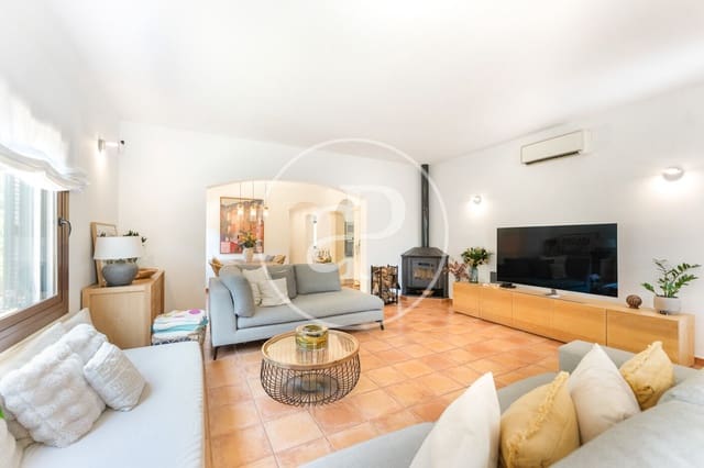 4 bedroom Villa for sale in Palmanyola, Bunyola with pool - € 1,080,000 (Ref: 9899658)