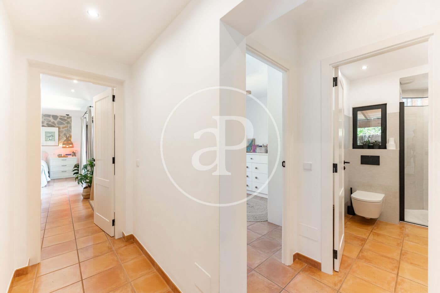 4 bedroom Villa for sale in Palmanyola with pool - € 1,080,000 (Ref: 9899658)