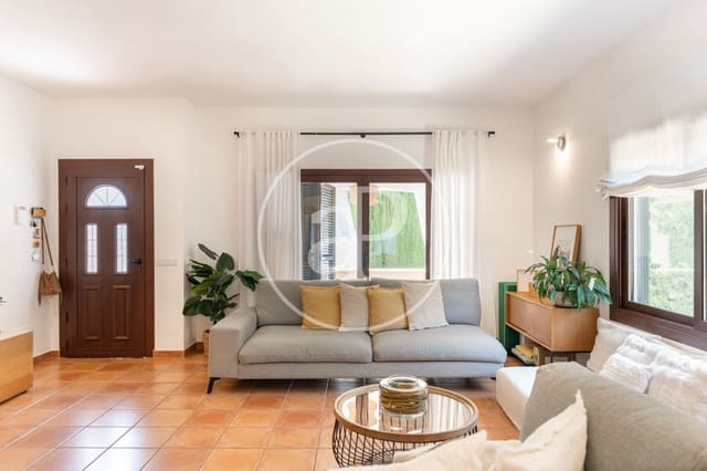 4 bedroom Villa for sale in Palmanyola, Bunyola with pool - € 1,080,000 (Ref: 9899658)