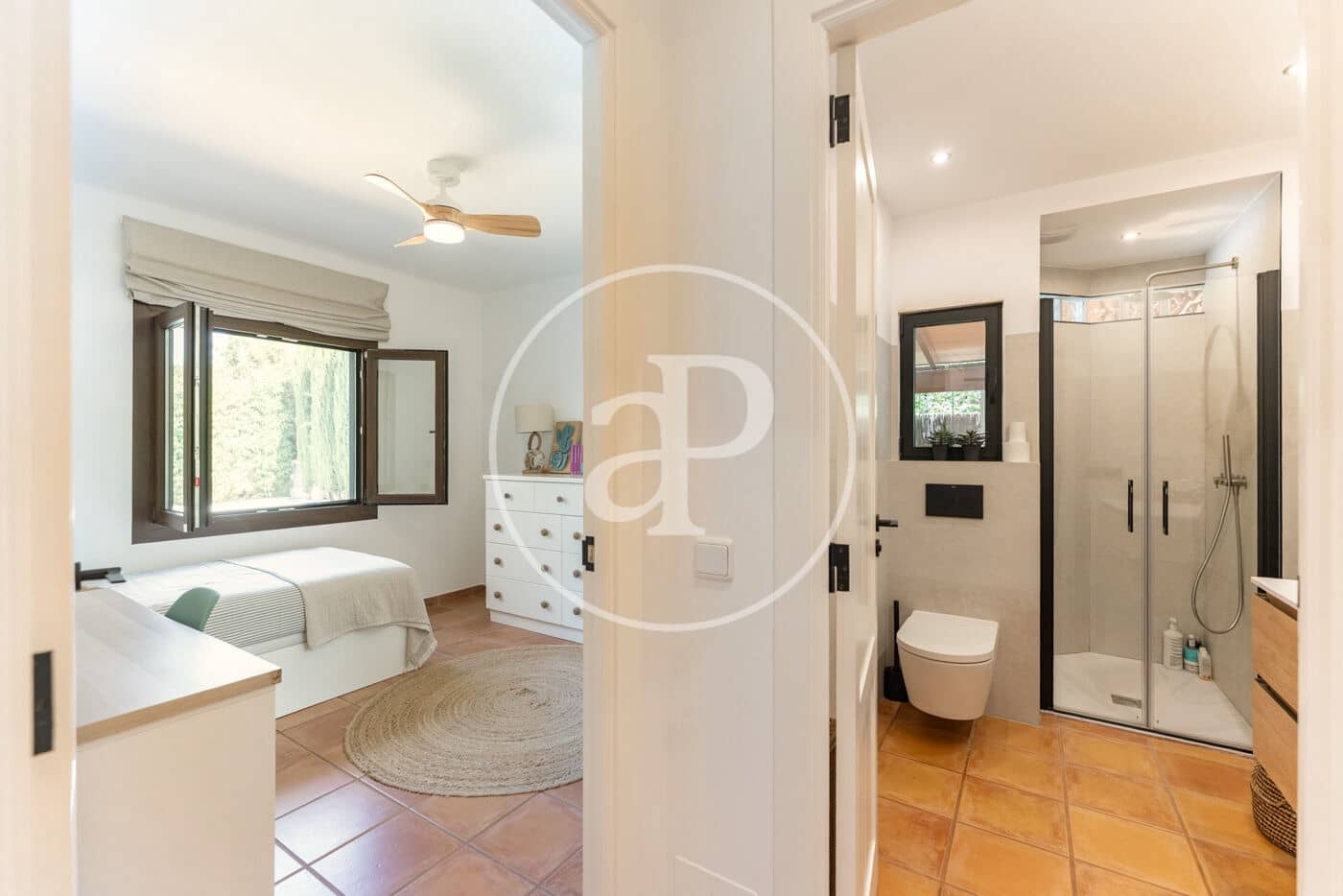 4 bedroom Villa for sale in Palmanyola with pool - € 1,080,000 (Ref: 9899658)