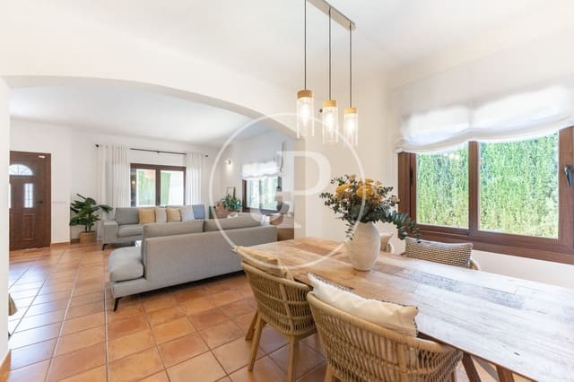 4 bedroom Villa for sale in Palmanyola, Bunyola with pool - € 1,080,000 (Ref: 9899658)
