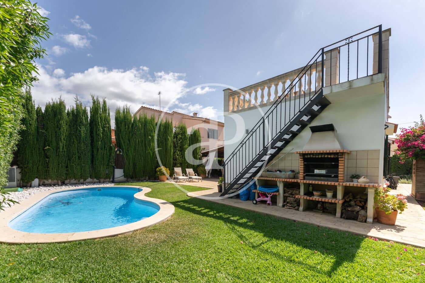 4 bedroom Villa for sale in Palmanyola with pool - € 1,080,000 (Ref: 9899658)
