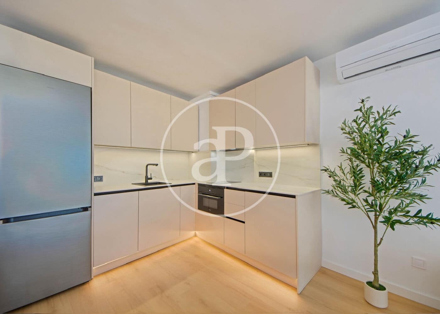 1 camera da letto Appartamento da affittare in Costa de la Calma con piscina garage - 1.950 € (Rif: 9911086)