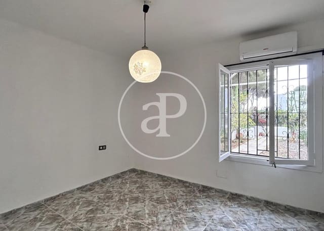 Chalet de 4 habitaciones en Sol de Mallorca, Calvià en alquiler - 2.500 € (Ref: 9915849)