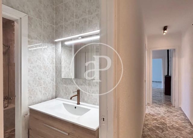 Chalet de 4 habitaciones en Sol de Mallorca, Calvià en alquiler - 2.500 € (Ref: 9915849)