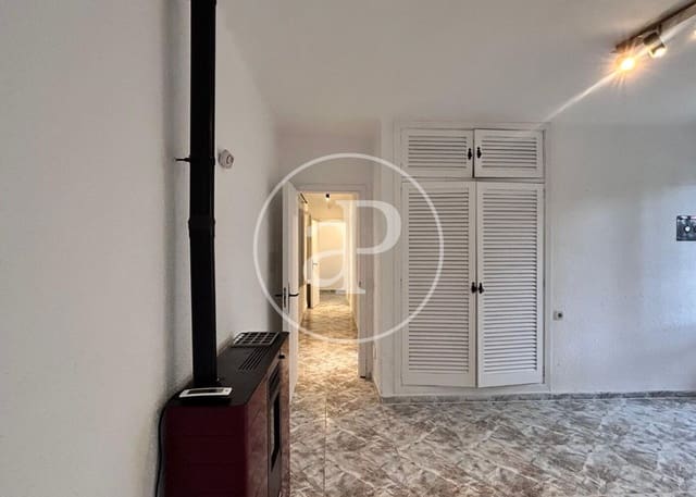 Chalet de 4 habitaciones en Sol de Mallorca, Calvià en alquiler - 2.500 € (Ref: 9915849)