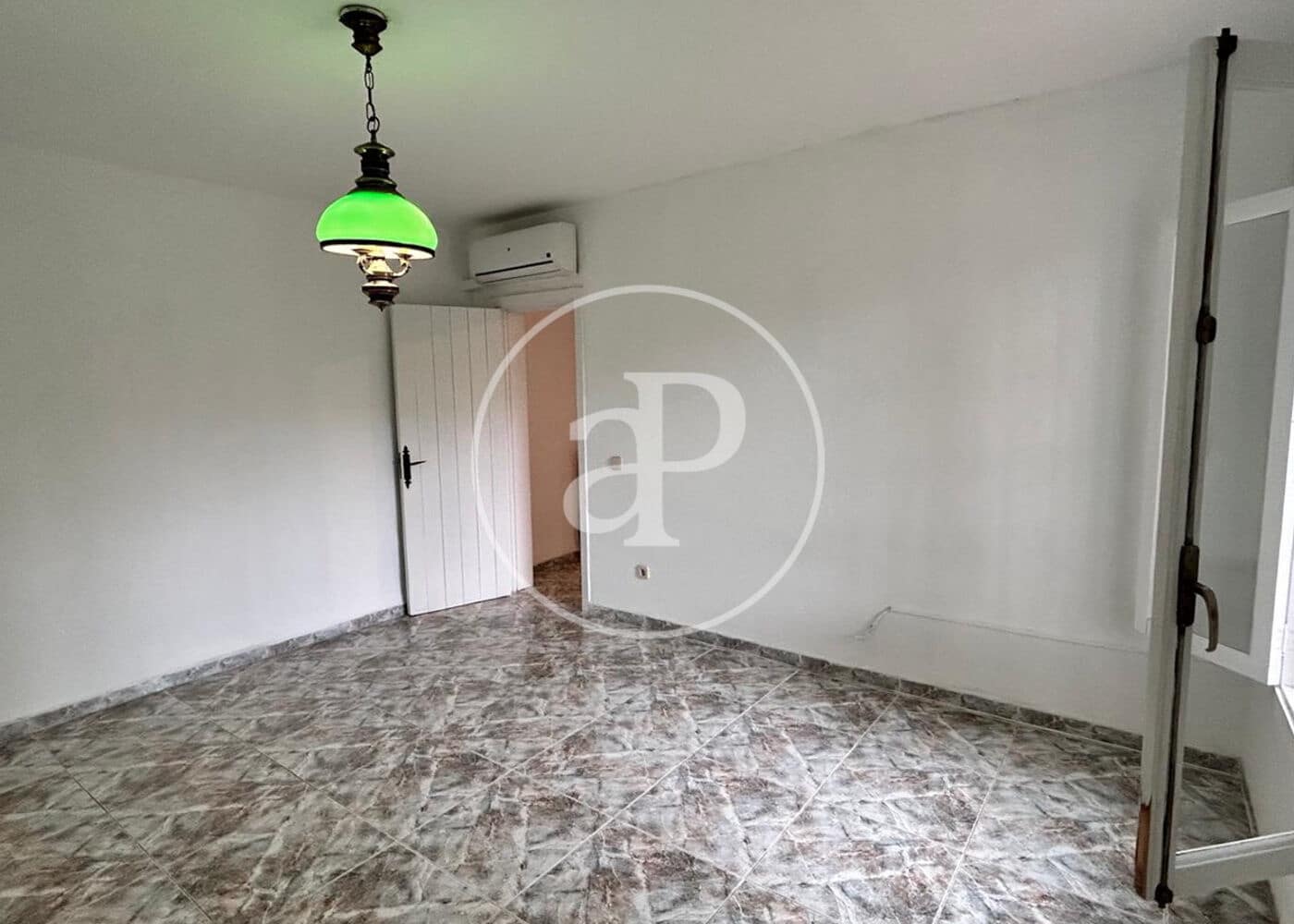 Chalet de 4 habitaciones en Sol de Mallorca en alquiler - 2.500 € (Ref: 9915849)