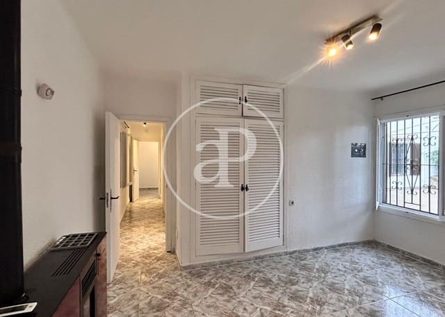 Chalet de 4 habitaciones en Sol de Mallorca, Calvià en alquiler - 2.500 € (Ref: 9915849)