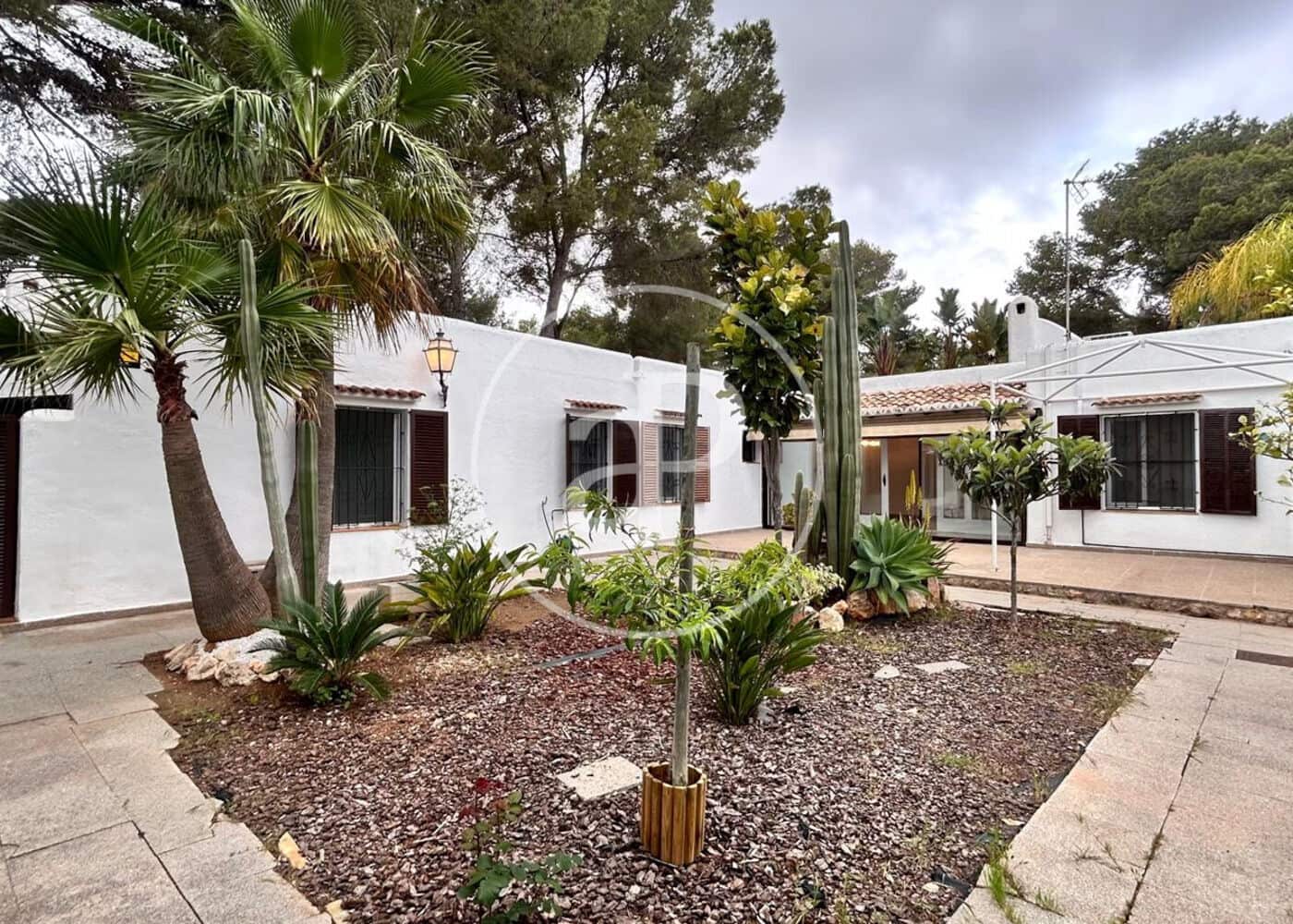 Chalet de 4 habitaciones en Sol de Mallorca en alquiler - 2.500 € (Ref: 9915849)