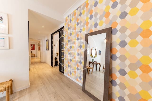 4 slaapkamer Appartement te koop in Plaça dels Patins, Palma de Mallorca - € 950.000 (Ref: 9915851)