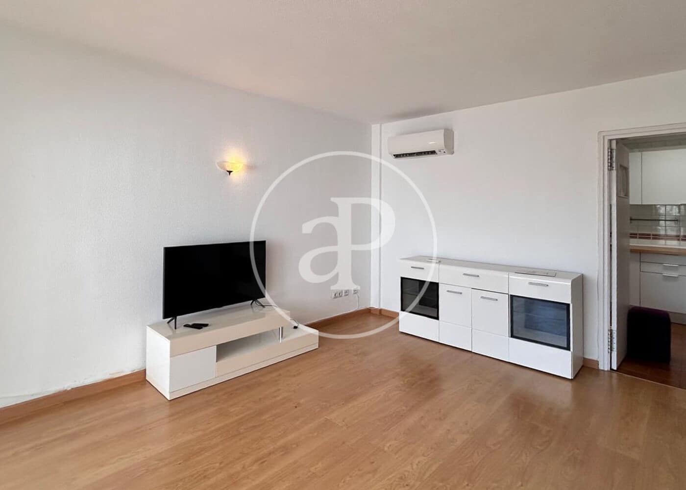2 bedroom Apartment for rent in Calvia with garage - € 2,250 (Ref: 9920448)