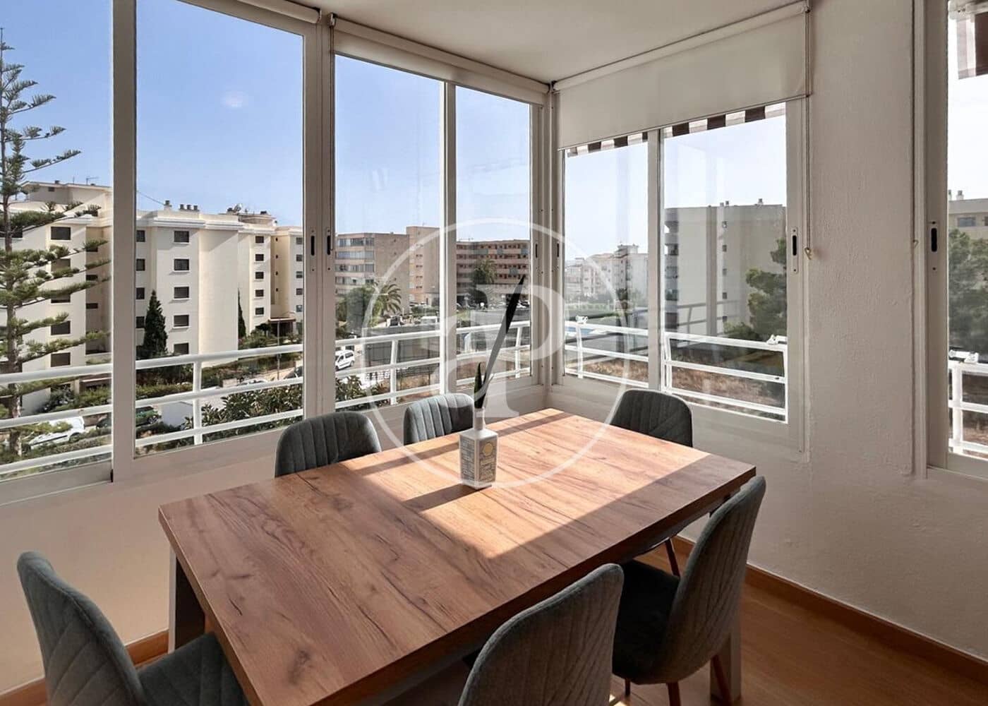 2 bedroom Apartment for rent in Calvia with garage - € 2,250 (Ref: 9920448)