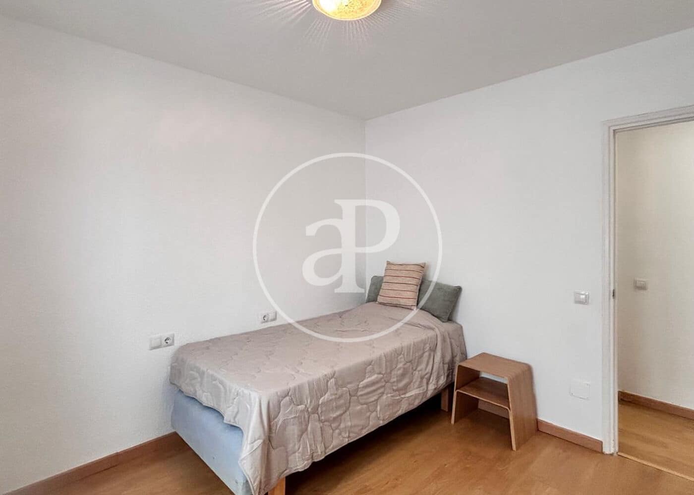 2 bedroom Apartment for rent in Calvia with garage - € 2,250 (Ref: 9920448)