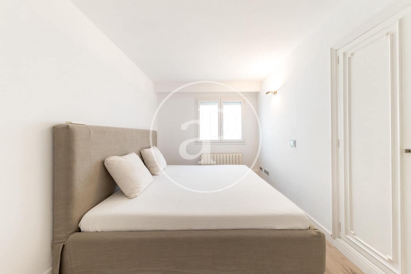 4 quarto Apartamento para arrendar em Palma de Mallorca - 4 500 € (Ref: 9927436)