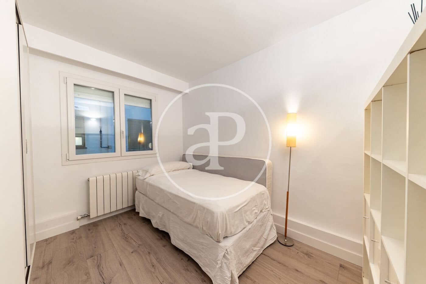 4 quarto Apartamento para arrendar em Palma de Mallorca - 4 500 € (Ref: 9927436)