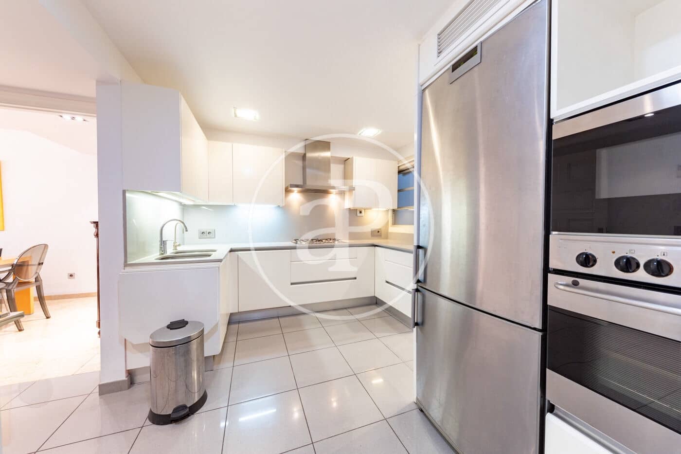 4 quarto Apartamento para arrendar em Palma de Mallorca - 4 500 € (Ref: 9927436)