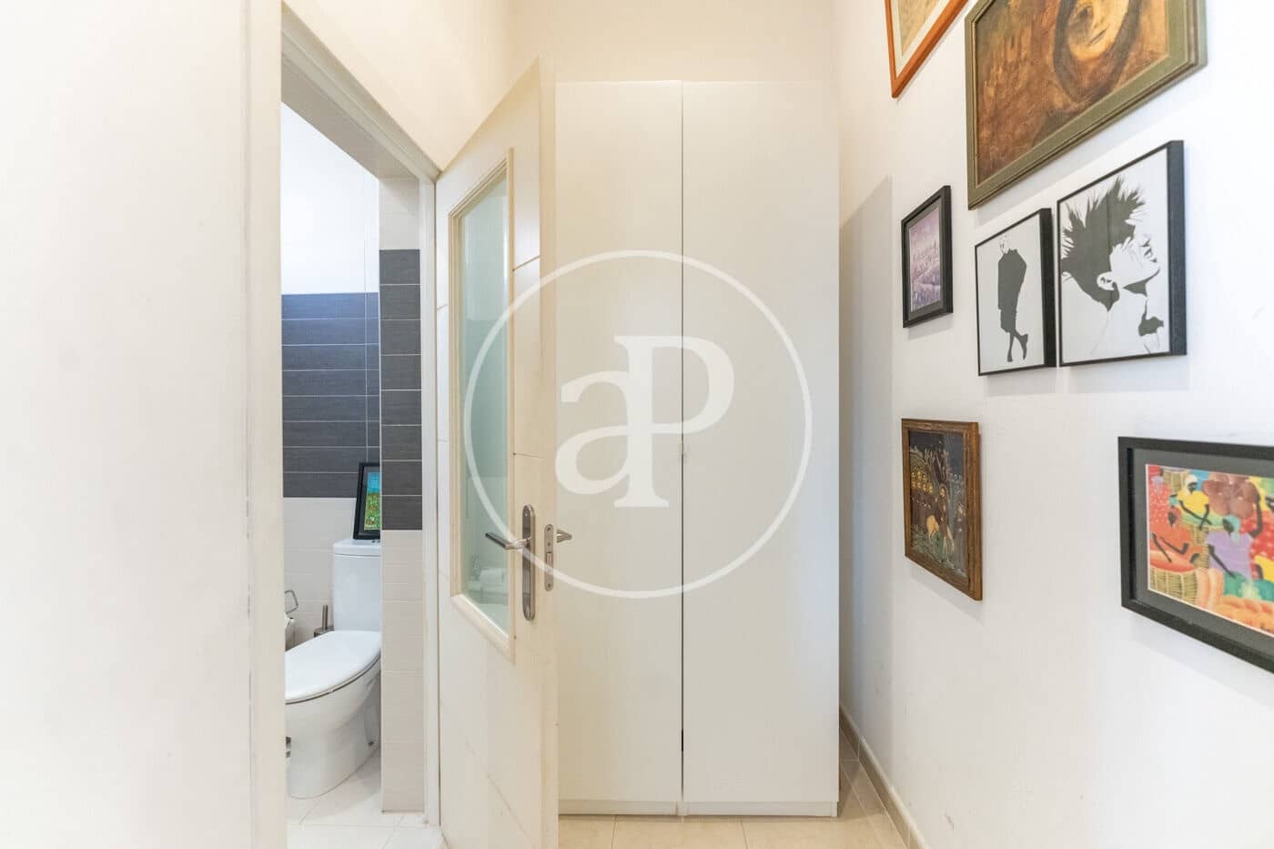 2 bedroom Apartment for rent in Palma de Mallorca with garage - € 1,800 (Ref: 9929424)