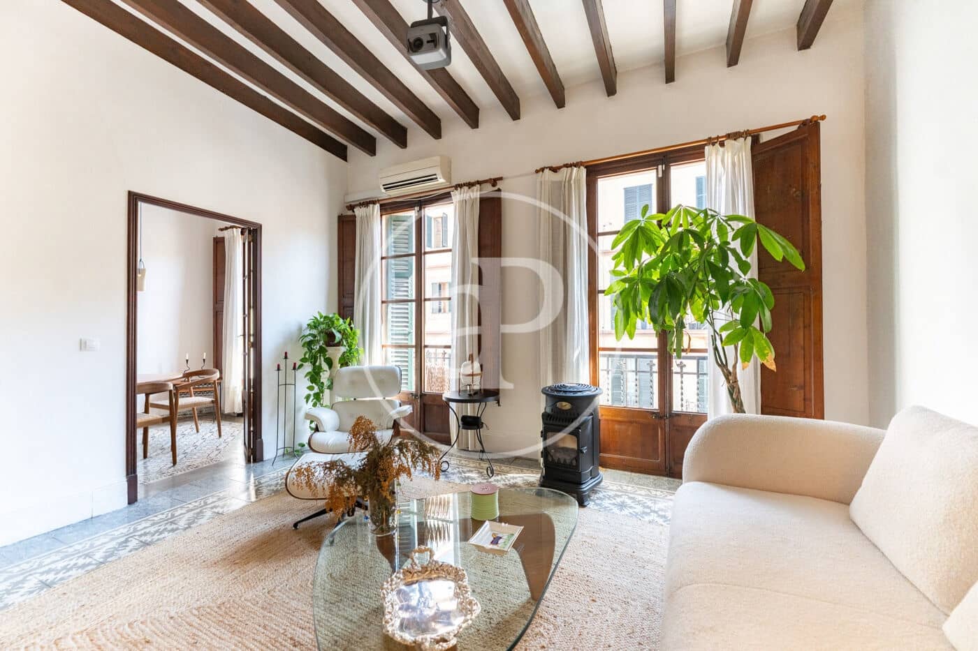 2 bedroom Apartment for rent in Palma de Mallorca with garage - € 1,800 (Ref: 9929424)
